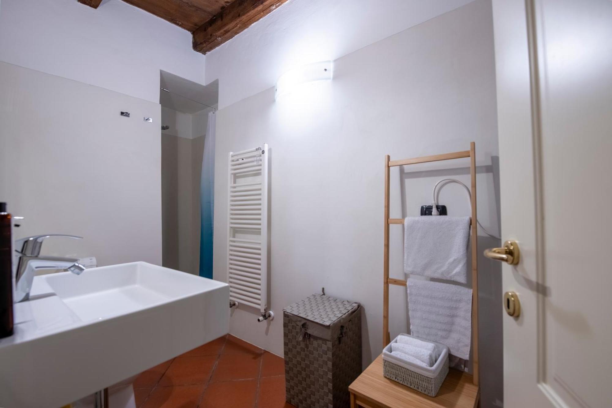 Ai Piedi Del Castello / 4Pl / Apt. Full Verona Exteriör bild
